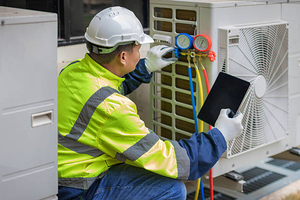Professional Emergency Hvac Repair technician working in Tyrone, PA